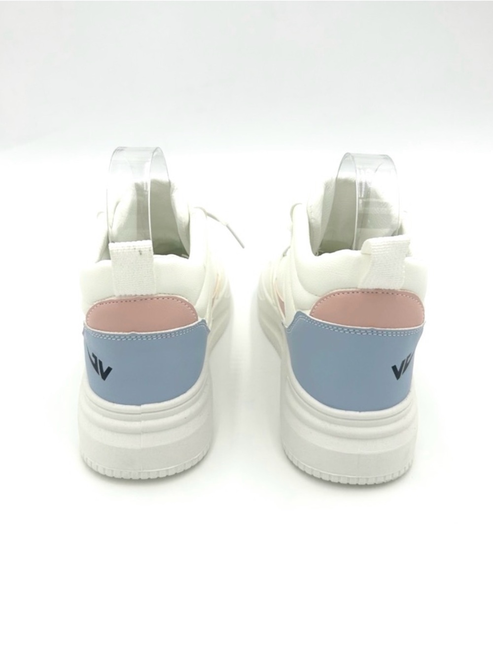 NEW | Women's Color Block Sneakers - Picture 3 of 10